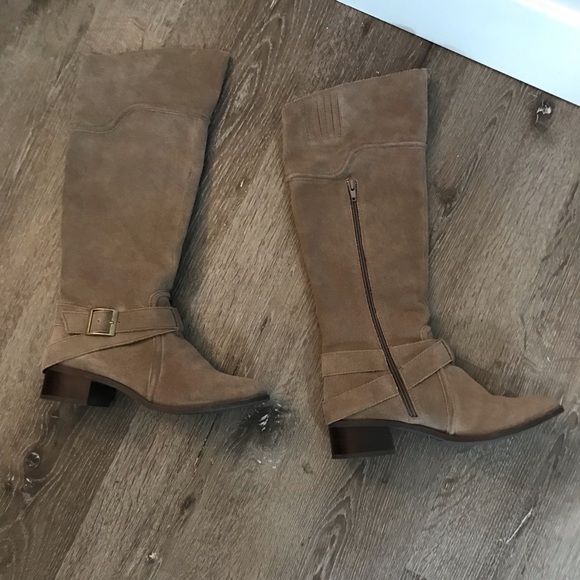 Seychelles knee high leather boot 7.5 NWOT - Picture 2 of 3